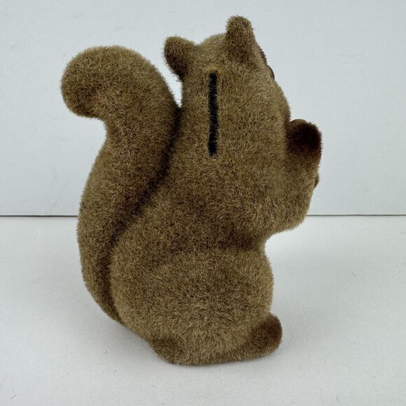 Vintage Flocked 6" Squirrel Holding Acorn Bank With Stopper Made in Hong Kong - Picture 5 of 7